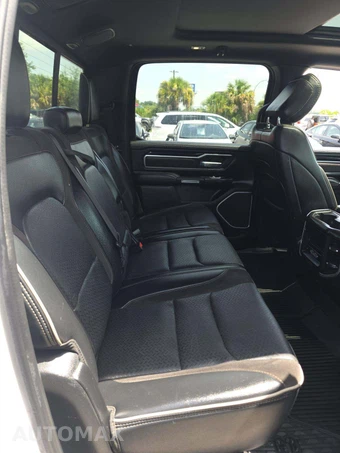 2020 Ram 1500 Laramie Crew Cab Short Bed - miniatura 16