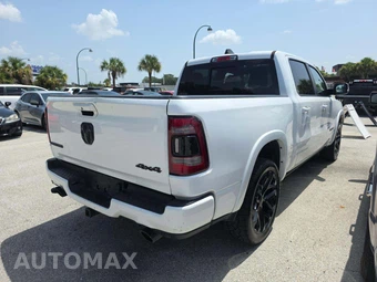 2020 Ram 1500 Laramie Crew Cab Short Bed - miniatura 3