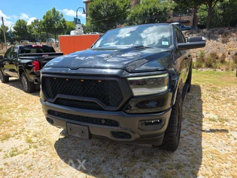 2020 Ram 1500 Laramie Crew Cab Short Bed - samochód z USA z aukcji Manheim, oferta Kup Teraz w AUTOMAX