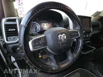 2020 Ram 1500 Laramie Crew Cab Short Bed - miniatura 10