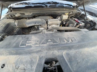 2020 Ram 1500 Laramie Crew Cab Short Bed - miniatura 15