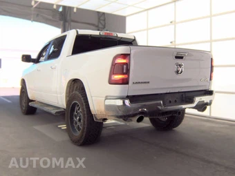 2020 Ram 1500 Laramie Crew Cab Short Bed - miniatura 6
