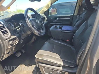 2020 Ram 1500 Laramie Crew Cab Short Bed - miniatura 13