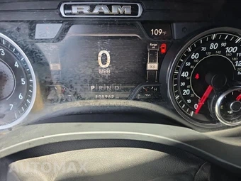 2020 Ram 1500 Laramie Crew Cab Short Bed - miniatura 15