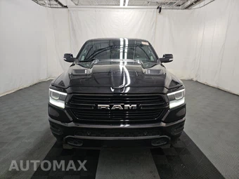 2020 Ram 1500 Laramie Crew Cab Short Bed - miniatura 2