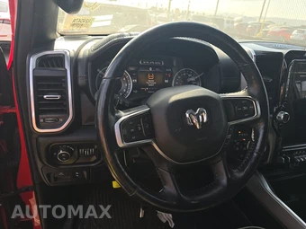 2020 Ram 1500 Laramie Crew Cab Short Bed - miniatura 10