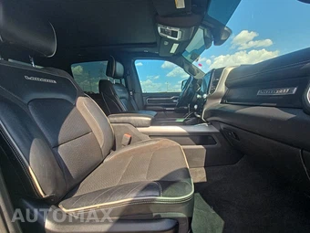 2020 Ram 1500 Laramie Crew Cab Short Bed - miniatura 8