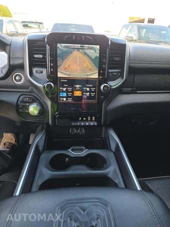 2020 Ram 1500 Laramie Crew Cab Short Bed - miniatura 10