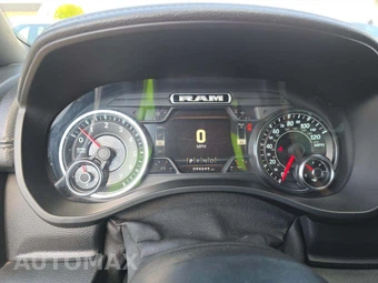 2020 Ram 1500 Laramie Crew Cab Short Bed - miniatura 9