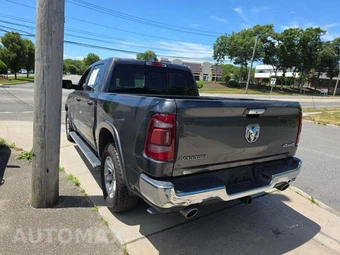 2020 Ram 1500 Laramie Crew Cab Short Bed - miniatura 2