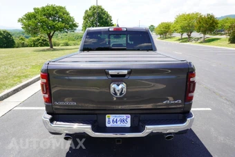 2020 Ram 1500 Laramie Crew Cab Short Bed - miniatura 17