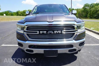 2020 Ram 1500 Laramie Crew Cab Short Bed - miniatura 2