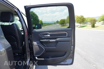 2020 Ram 1500 Laramie Crew Cab Short Bed - miniatura 24
