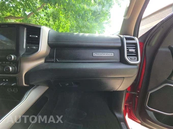 2020 Ram 1500 Laramie Extended Cab Medium Bed - miniatura 19