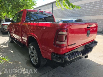 2020 Ram 1500 Laramie Extended Cab Medium Bed - miniatura 2