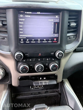 2020 Ram 1500 Laramie Extended Cab Medium Bed - miniatura 6