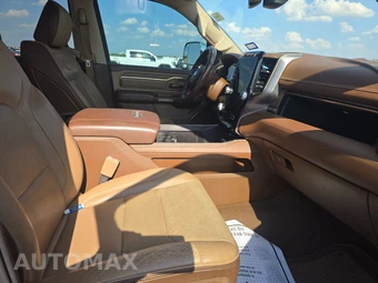 2020 Ram 1500 Laramie Longhorn Crew Cab Medium Bed - miniatura 8