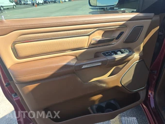 2020 Ram 1500 Laramie Longhorn Crew Cab Medium Bed - miniatura 9