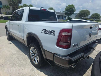 2020 Ram 1500 Laramie Longhorn Crew Cab Short Bed - miniatura 2