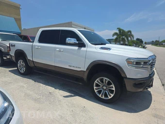 2020 Ram 1500 Laramie Longhorn Crew Cab Short Bed - miniatura 4
