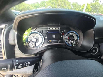 2020 Ram 1500 Limited Crew Cab Short Bed - miniatura 9