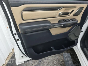 2020 Ram 1500 Limited Crew Cab Short Bed - miniatura 9