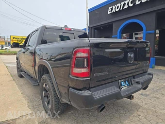 2020 Ram 1500 Rebel Crew Cab Short Bed - miniatura 2