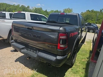 2020 Ram 1500 Rebel Crew Cab Short Bed - miniatura 4