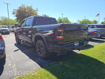 2020 Ram 1500 Rebel Crew Cab Short Bed - miniatura 2