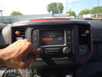 2020 Ram 1500 Rebel Extended Cab Medium Bed - miniatura 21