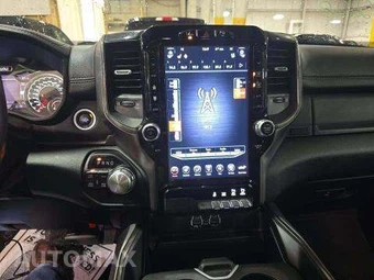 2020 Ram 1500 Sport Crew Cab Short Bed - miniatura 10