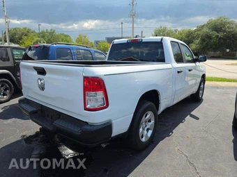 2020 Ram 1500 Tradesman Extended Cab Medium Bed – miniatura 3