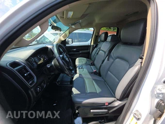 2020 Ram 1500 Tradesman Extended Cab Medium Bed – miniatura 6