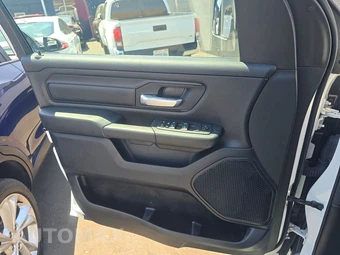 2020 Ram 1500 Tradesman Extended Cab Medium Bed - miniatura 9