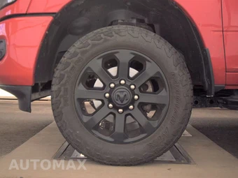 2020 Ram 2500 Big Horn Crew Cab Medium Bed - miniatura 9