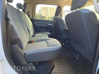 2020 Ram 2500 Big Horn Crew Cab Medium Bed - miniatura 16