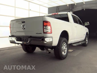 2020 Ram 2500 Big Horn Crew Cab Medium Bed - miniatura 4