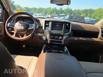 2020 Ram 2500 Laramie Crew Cab Medium Bed - miniatura 11