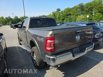 2020 Ram 2500 Laramie Crew Cab Medium Bed - miniatura 6