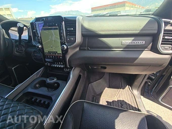 2020 Ram 2500 Laramie Crew Cab Medium Bed - miniatura 19