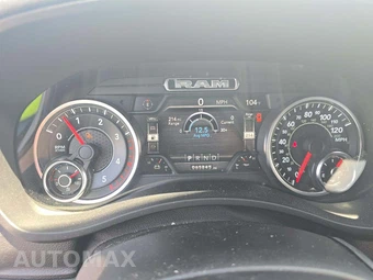 2020 Ram 2500 Laramie Crew Cab Medium Bed - miniatura 9