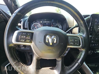 2020 Ram 2500 Laramie Crew Cab Medium Bed - miniatura 10