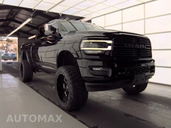 2020 Ram 2500 Laramie Crew Cab Medium Bed - miniatura 3