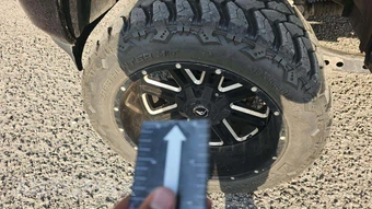 2020 Ram 2500 Laramie Crew Cab Medium Bed - miniatura 32