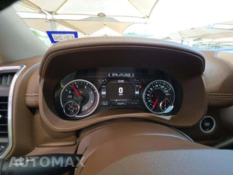 2020 Ram 2500 Laramie Crew Cab Medium Bed - miniatura 9