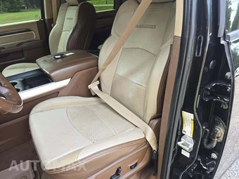 2020 Ram 2500 Laramie Crew Cab Medium Bed - miniatura 22