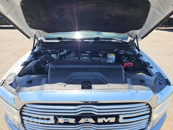 2020 Ram 2500 Laramie Crew Cab Medium Bed - miniatura 31