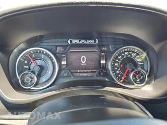 2020 Ram 2500 Laramie Crew Cab Medium Bed - miniatura 6