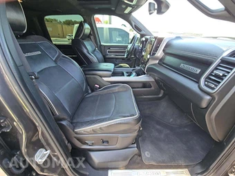 2020 Ram 2500 Laramie Extended Crew Cab Medium Bed - miniatura 18