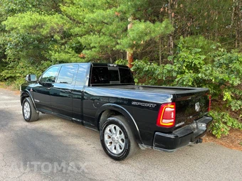 2020 Ram 2500 Laramie Extended Crew Cab Medium Bed - miniatura 5